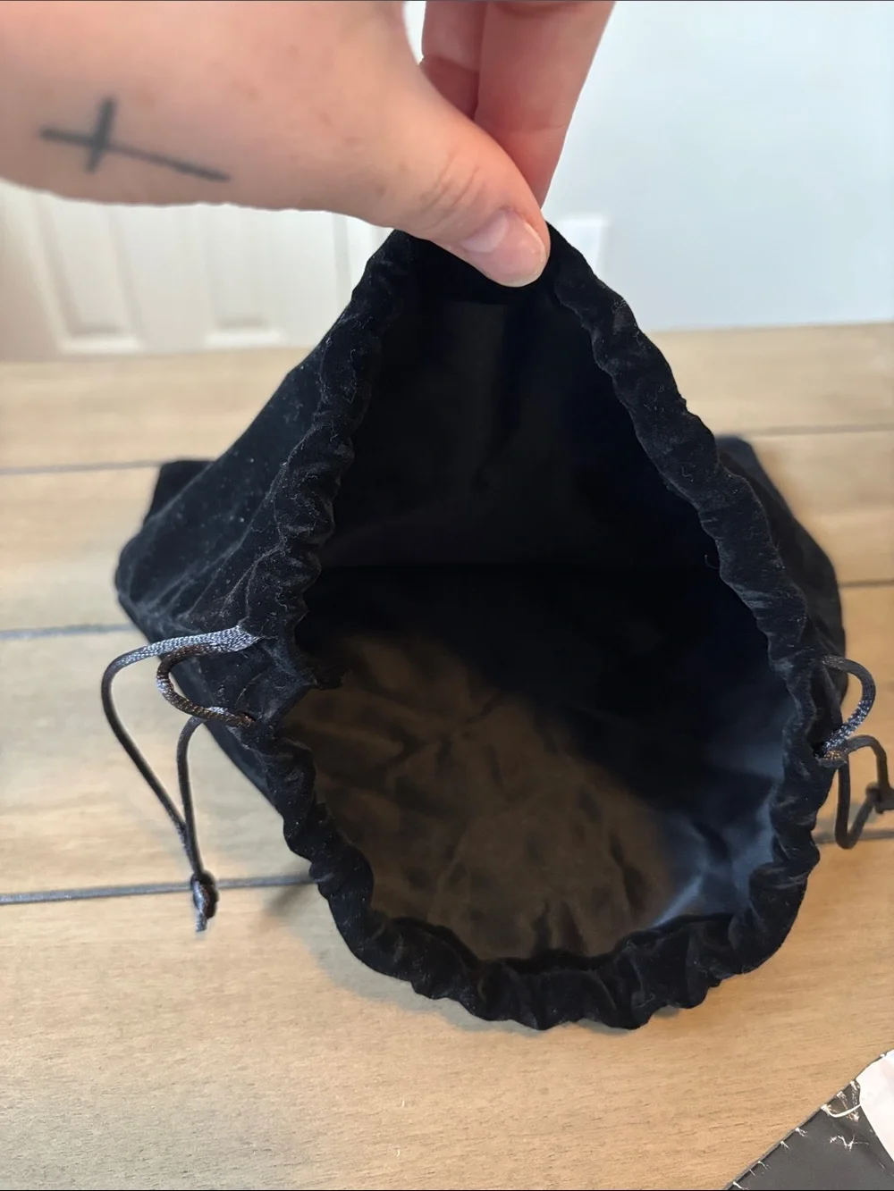Black Drawstring Tie Dust Bag for Mr American Tie